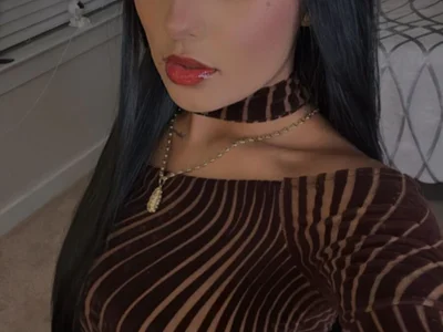 Scarlet_Broown - Girl 