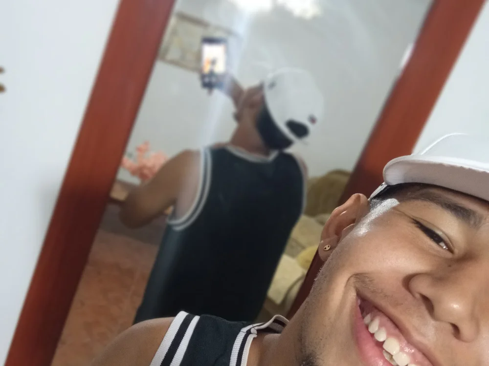 Tupoya09- offline XXX-chat