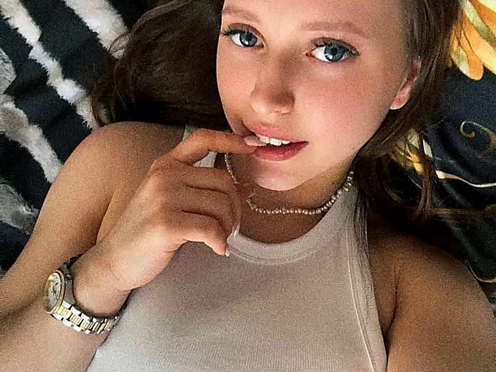 Shirley1Ross offline chatrum