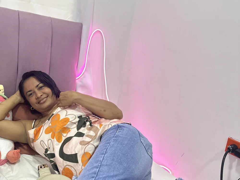Lina_andr's Offline Chat Room