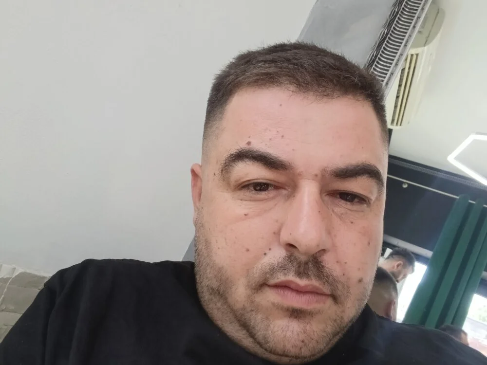 Georgerazvan1989 Offline XXX Chat