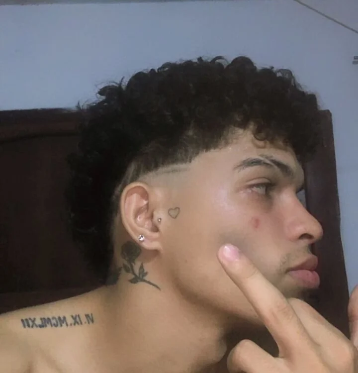 Master_youngpig offline chatrum