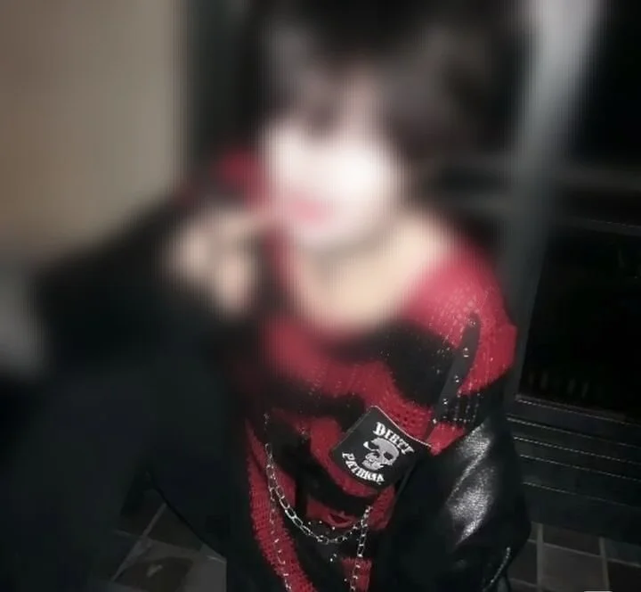 Pinkboy0708 Adlı Modelin Çevrimdışı XXX Sohbeti