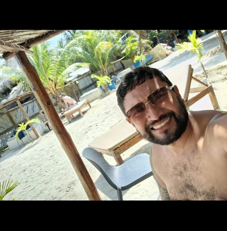 niicolas_ross Obrolan XXX Offline