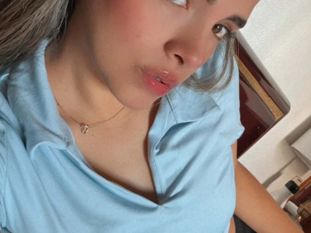 XscarletXXX's Offline XXX Chat