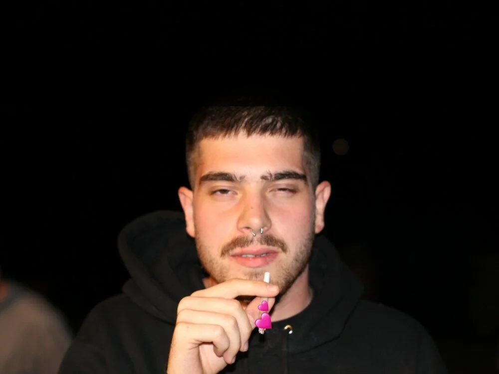 Offline XXX chat modela serenello4