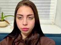 LianaMagic's webcam live show