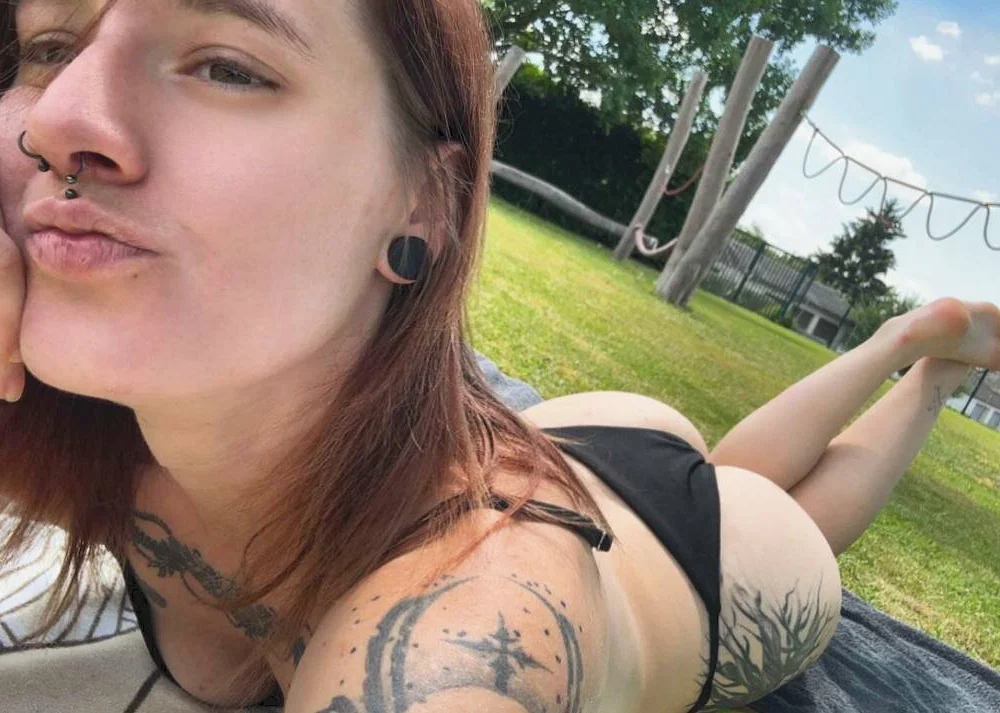 InkedSophia's Offline XXX Chat