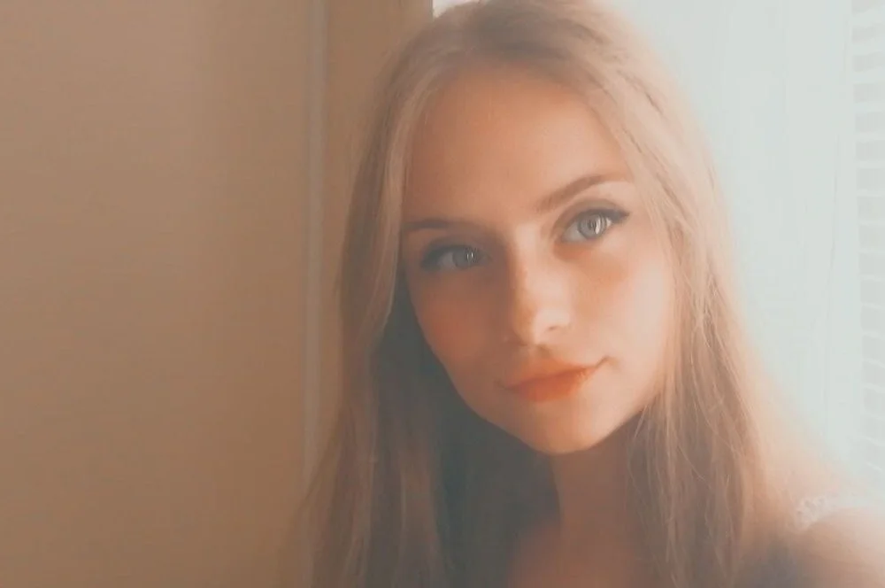 Sweety_Rosa's Offline Chat Room