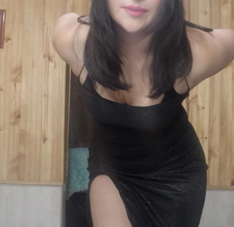 madelyn303av's Offline Chat Room