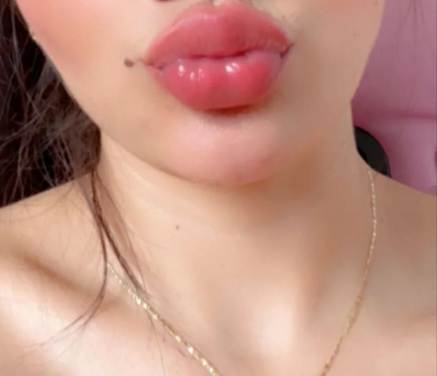 Maryonthemoonn Offline XXX chat