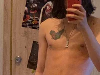 Chat +18 de _hell_boy__ ao vivo