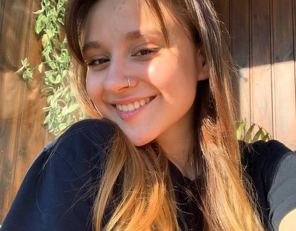 CaitliNeal Adlı Modelin Çevrimdışı Sohbet Odası