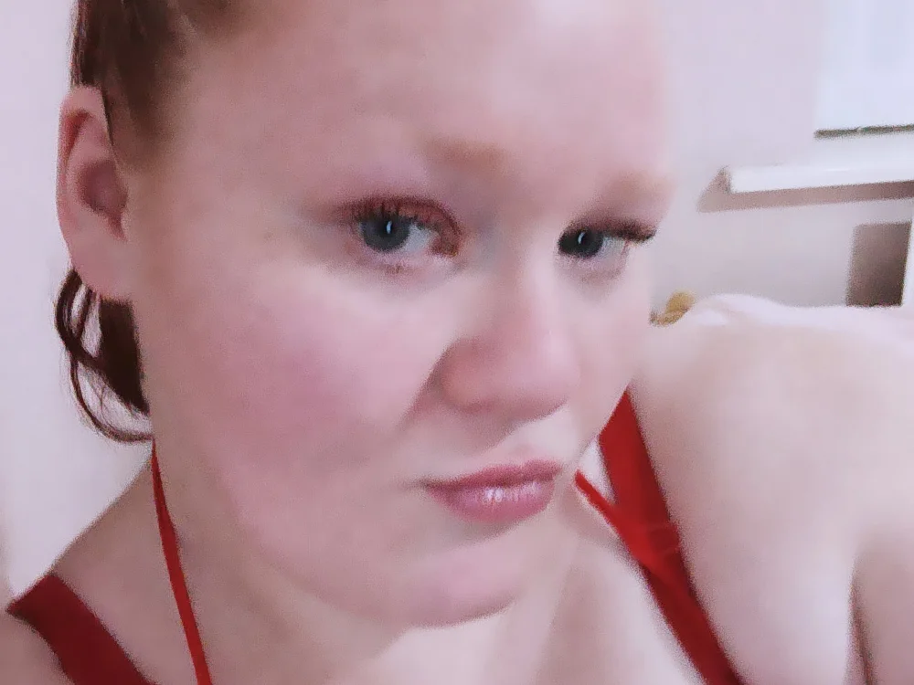 Scouse-Chick1 offline chatrum