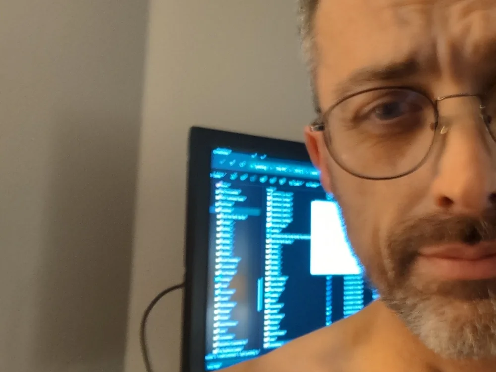bbguy75214's Offline Chat Room