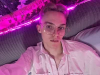 Midnight_gospell's webcam live show