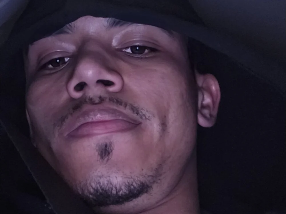 Jdavid01's Offline Chat Room