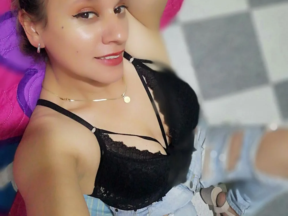 Offline XXX chat modela sofi_saliva2511