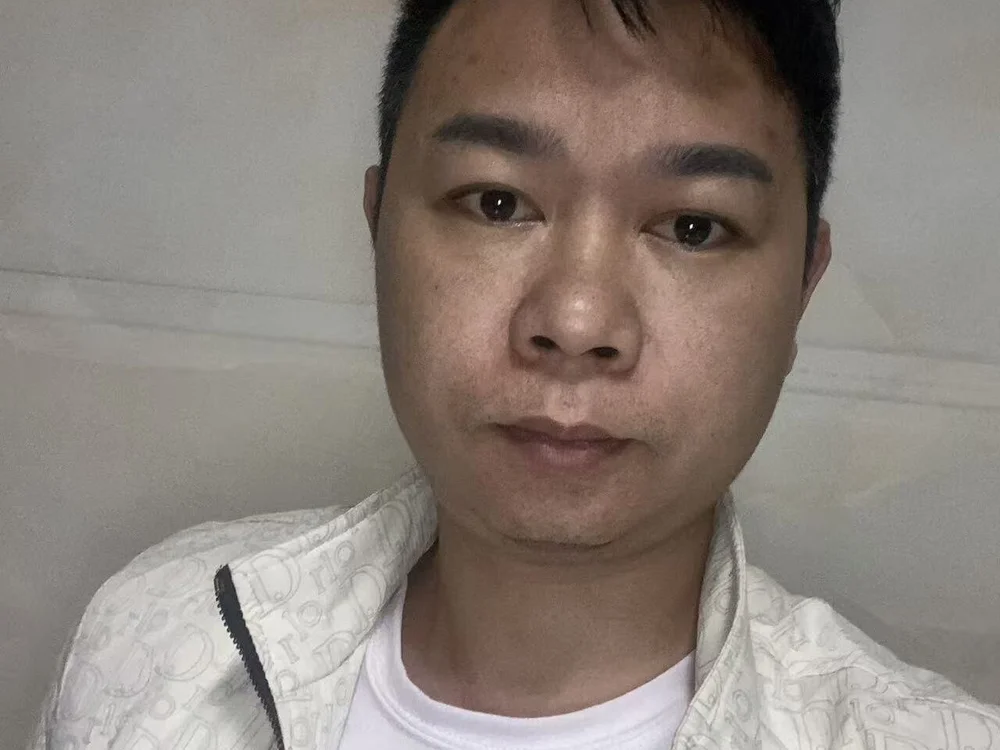 dongfangshuye678 Offline XXX-Chat