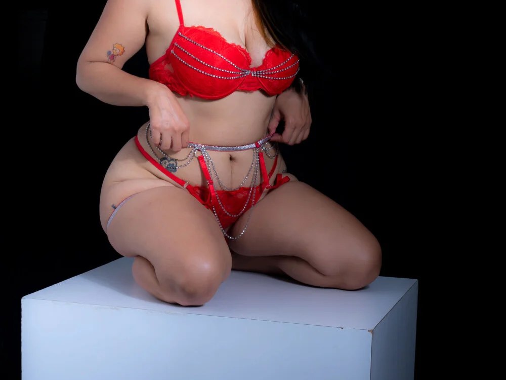 aazhaa_: офлайн-секс-чат