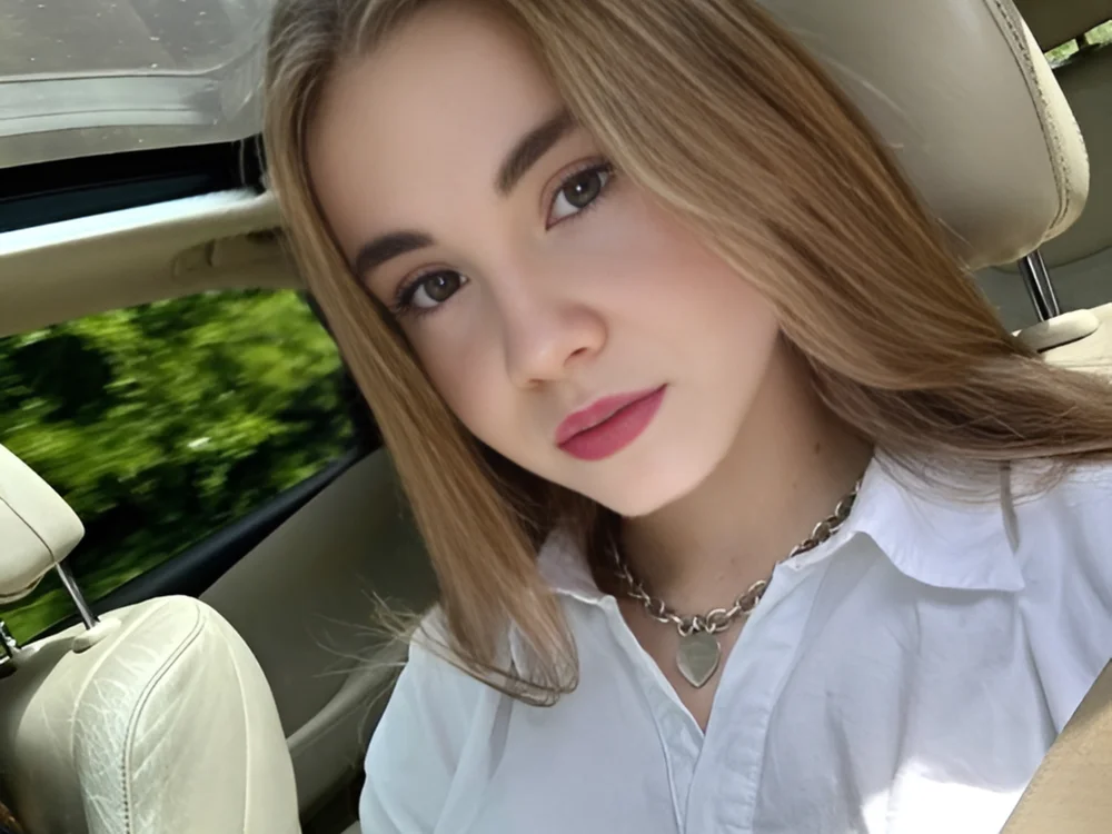 LizbethCharlton offline chatrum