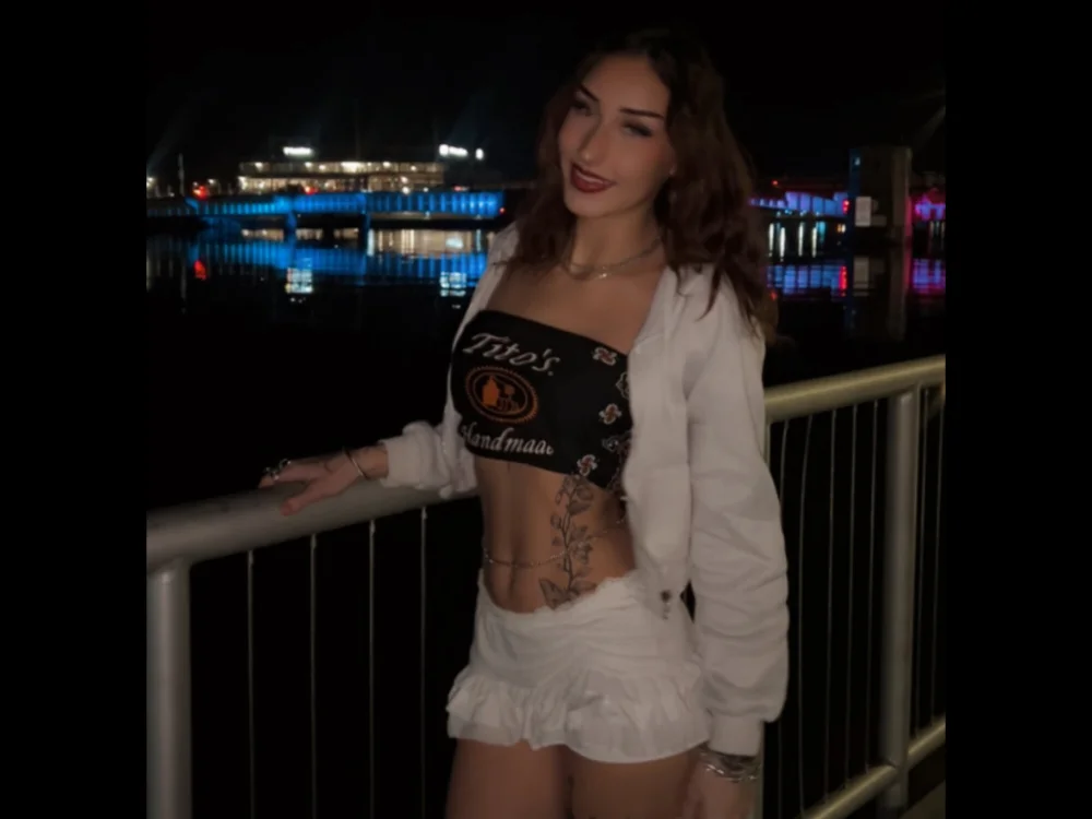 Офлайн-чат XXX Littlemadimade