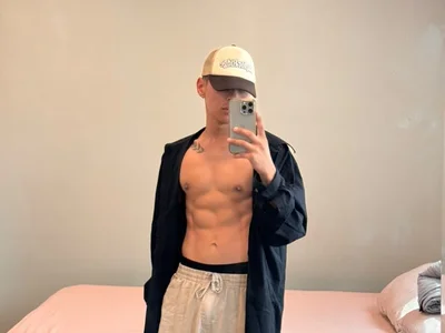 Alextakamura Male Smoke Live Cam Nude