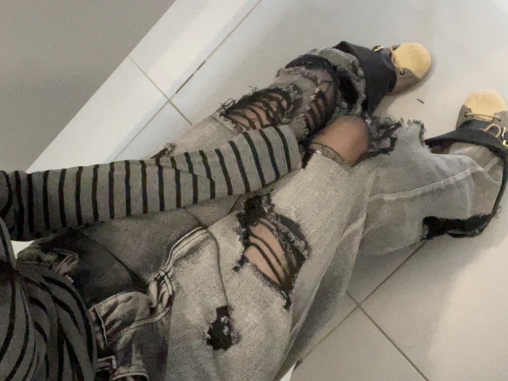 bunny1708 Adlı Modelin Çevrimdışı XXX Sohbeti