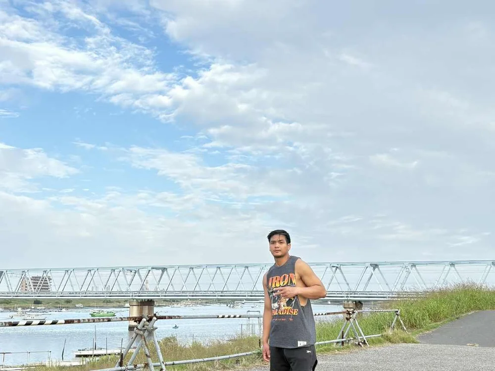 Jcoii25 Offline XXX-Chat