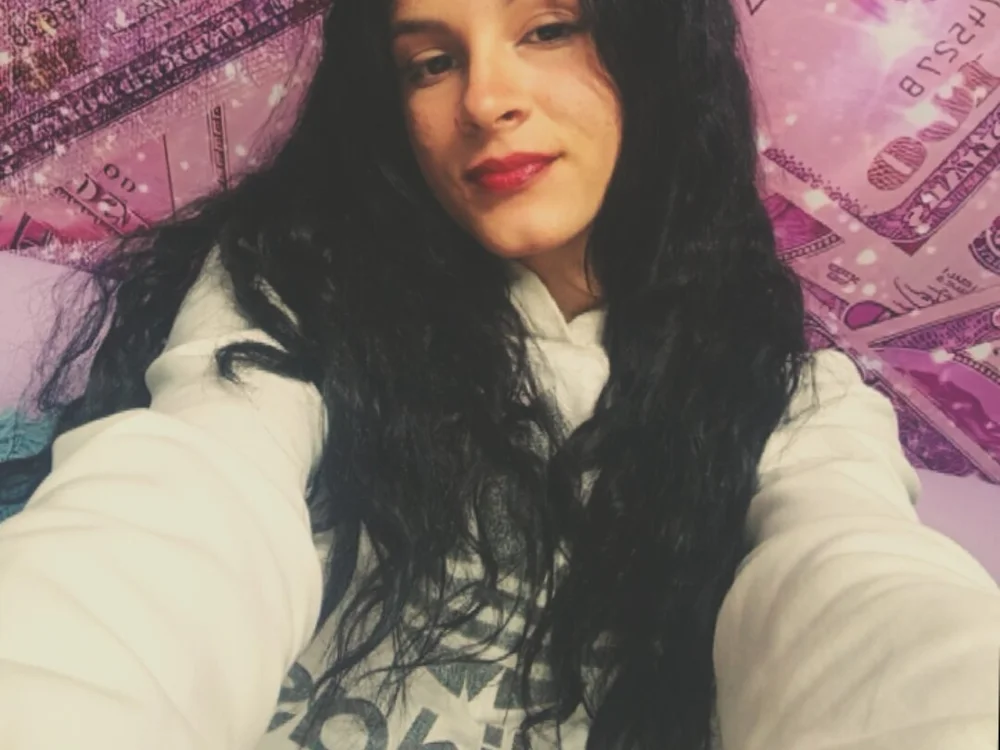 seretuya Adlı Modelin Çevrimdışı XXX Sohbeti