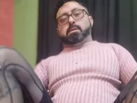 lingerieman420@xh live cam profile - MySuperHot
