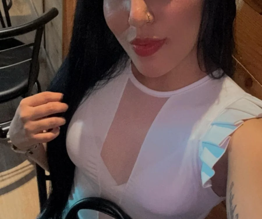 salomepetite27's Offline XXX Chat