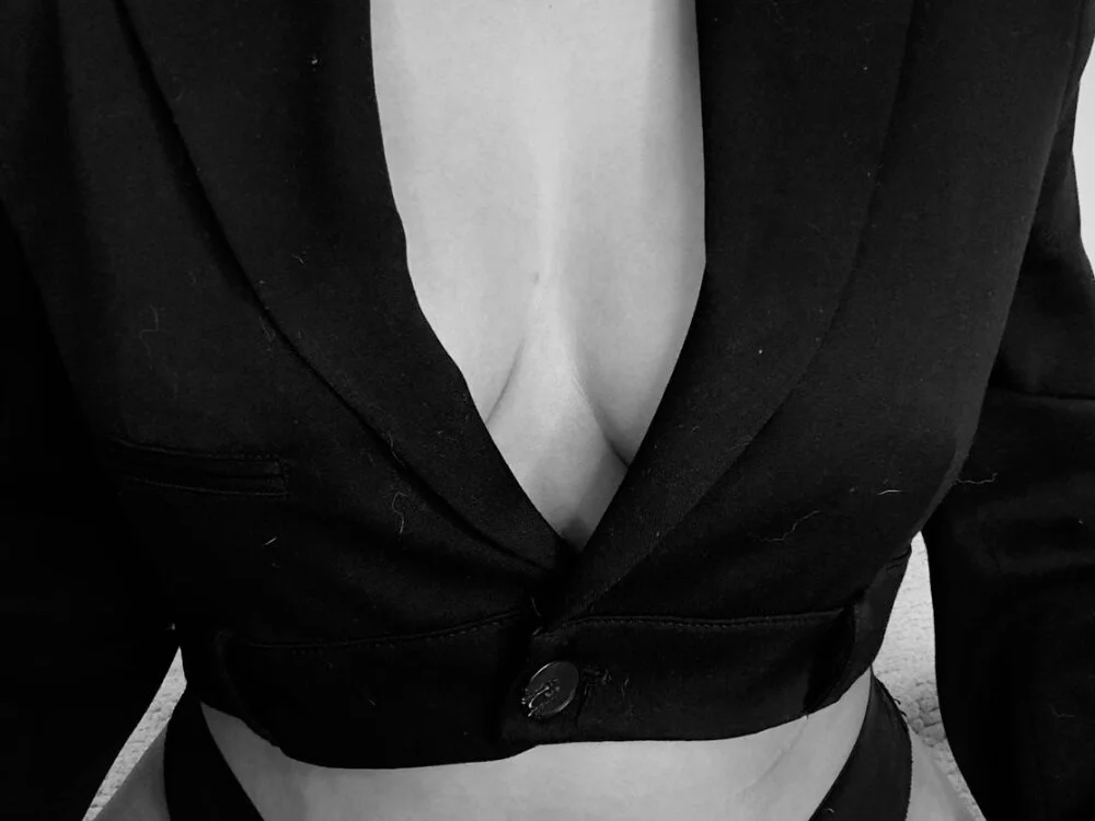 aleaa_x অফলাইন XXX চ্যাট