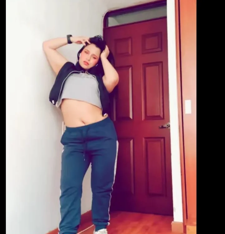 Offline XXX chat shannon_queen-