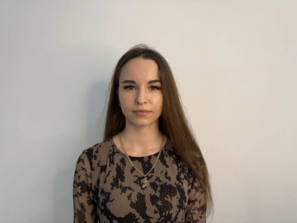 ZellaFeeney's Offline Chat Room