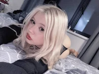 Lunar_Blush: онлайн-секс-чат