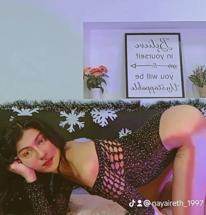 afrodita_candy_'s Offline Chat Room