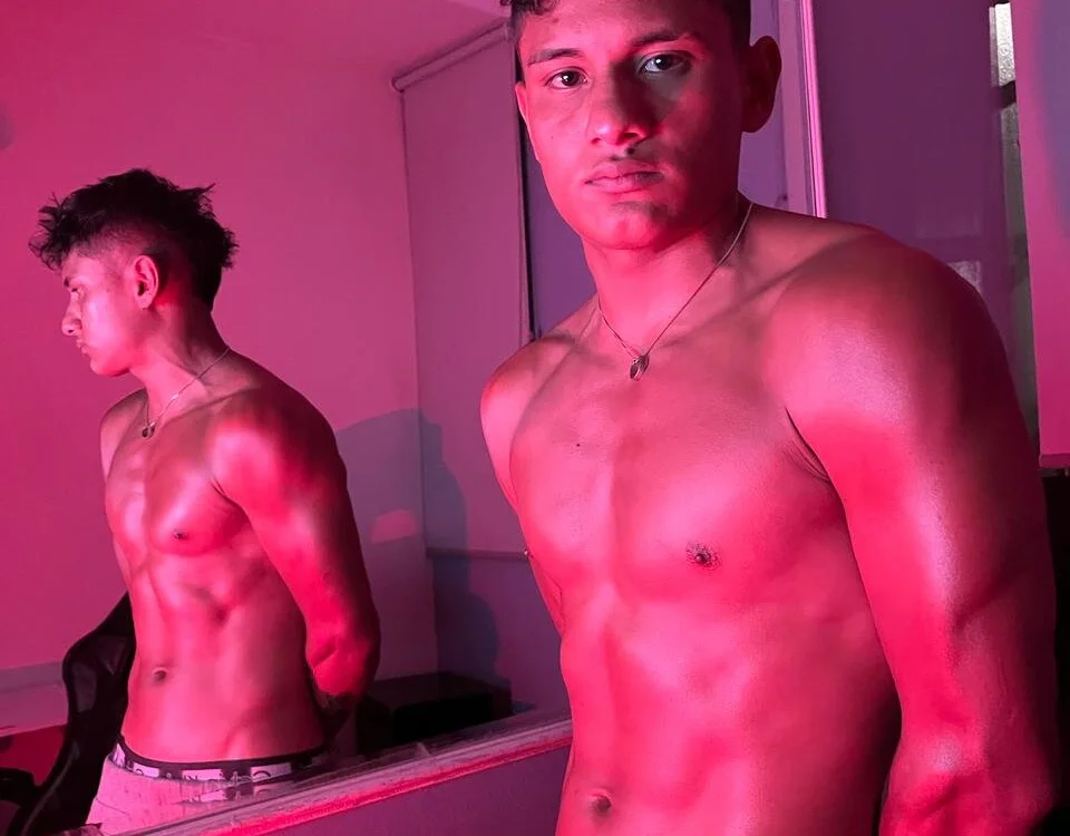 Jamesshott_n Offline XXX chat