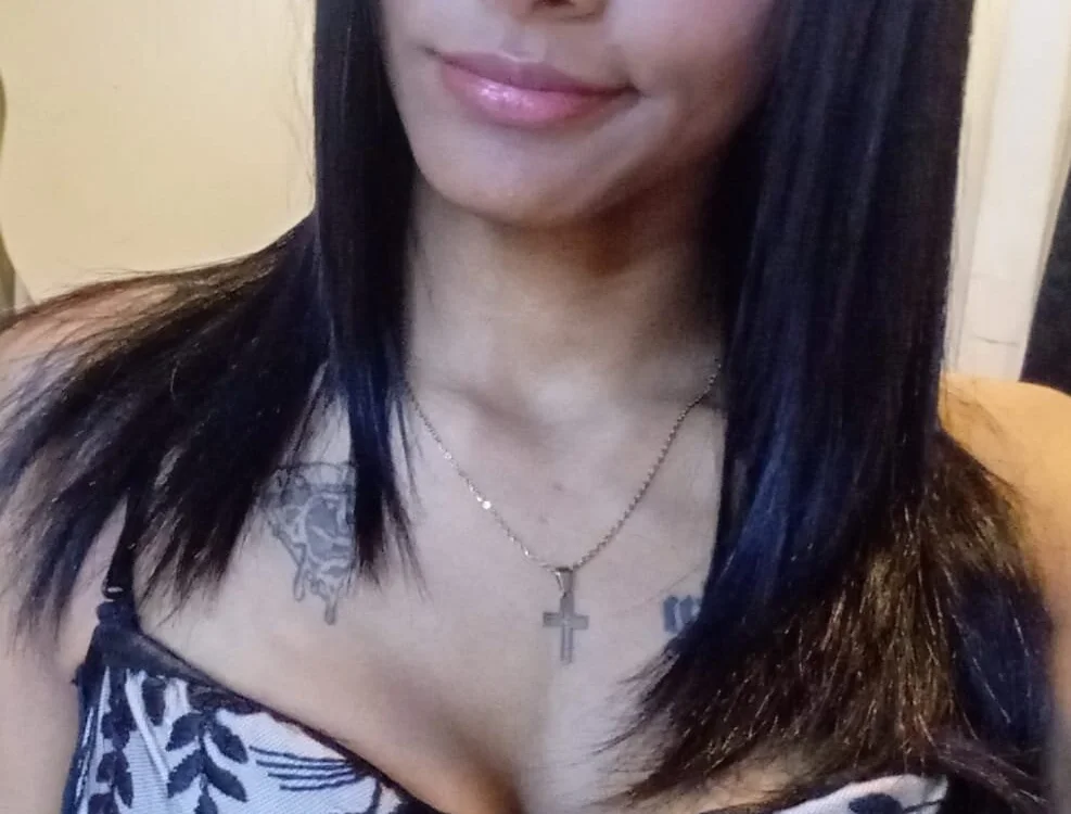 Camille_Hills cam model