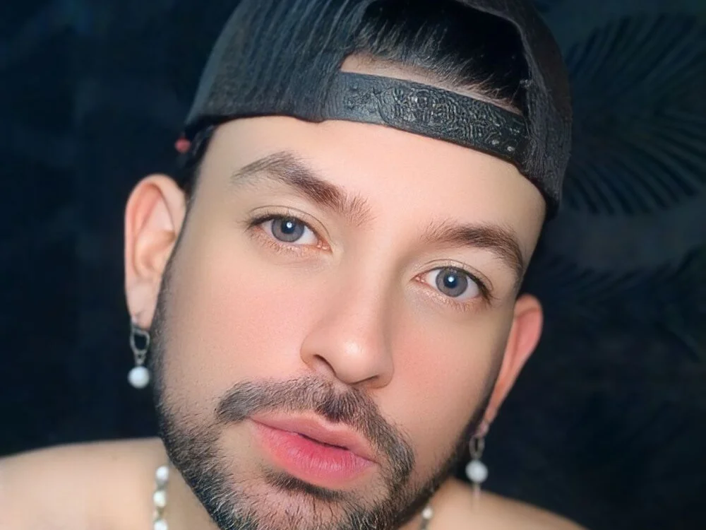 Chatroom XXX hors ligne de tonyglams