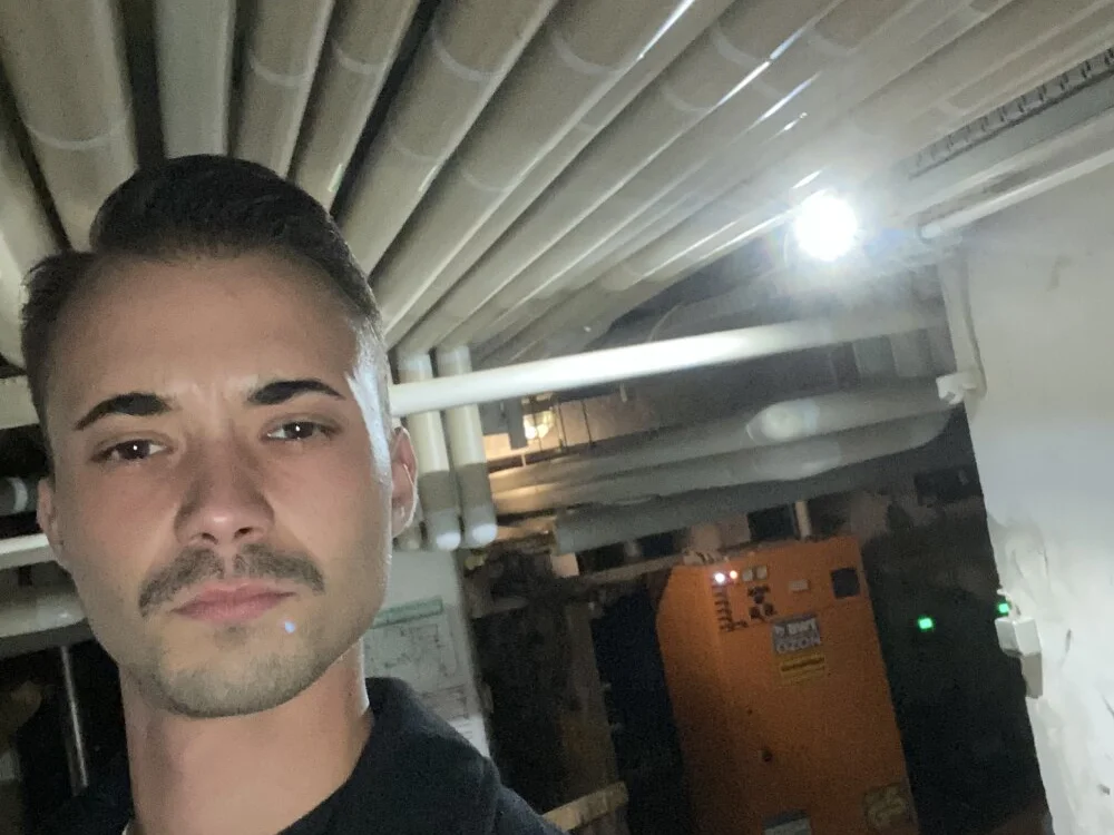 leflowxxx Offline XXX-Chat