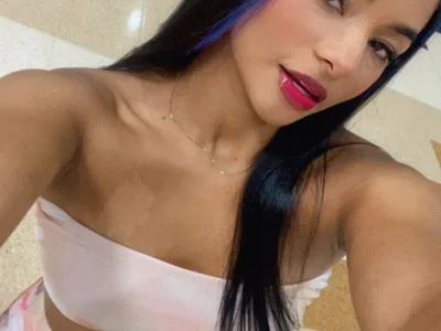 _dakota_a webcam livesex profile in brunette cams