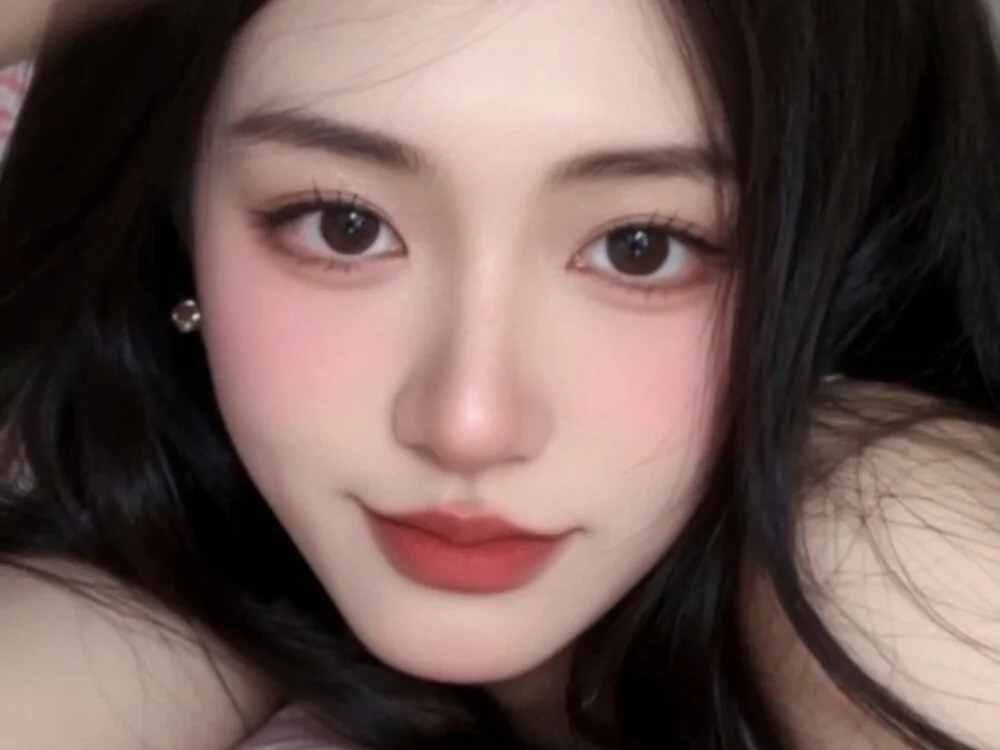 SuperGirl-100's Offline XXX Chat