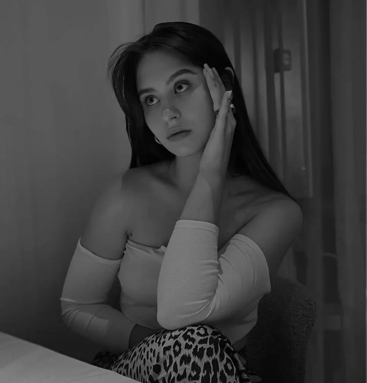 Cynthia_Curtis' Offline XXX Chat