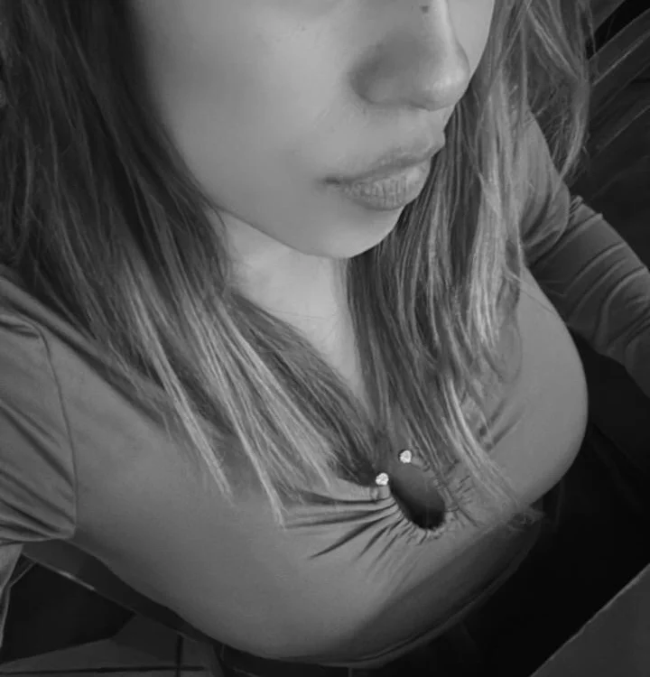 Momyhorny offline chatrum