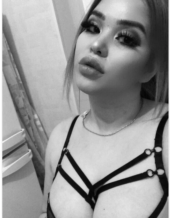 sweety_witch's Offline XXX Chat