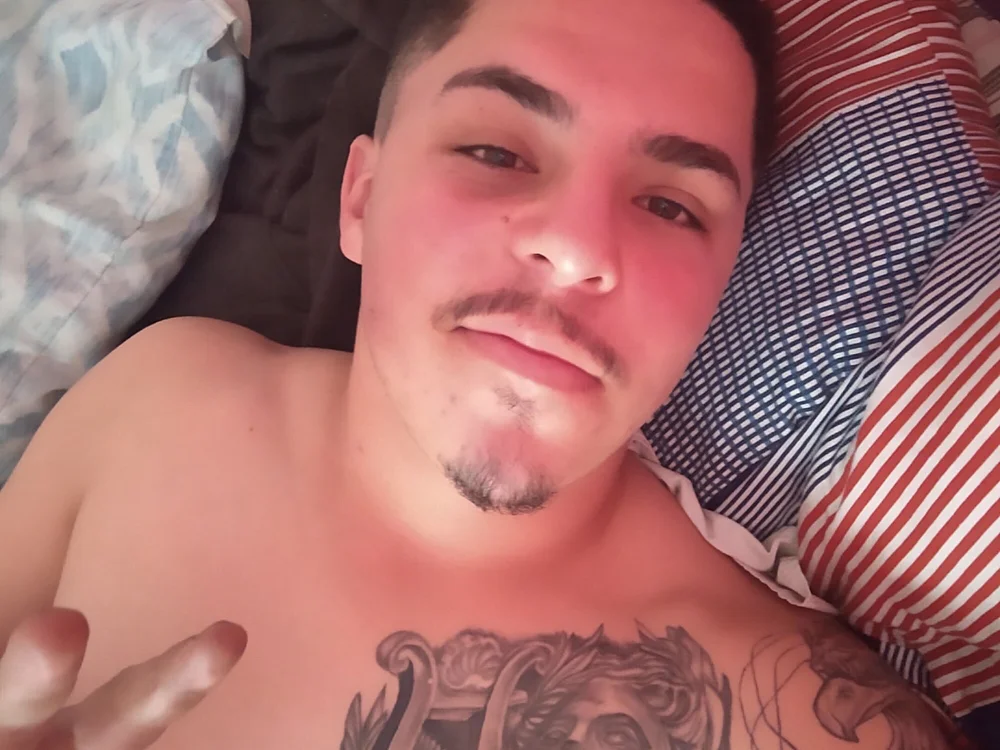 ห้องแชทออฟไลน์ของ Lucassantoz