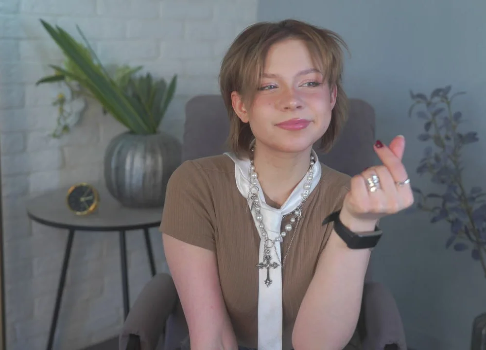 EdithaCorrell's Offline Chat Room