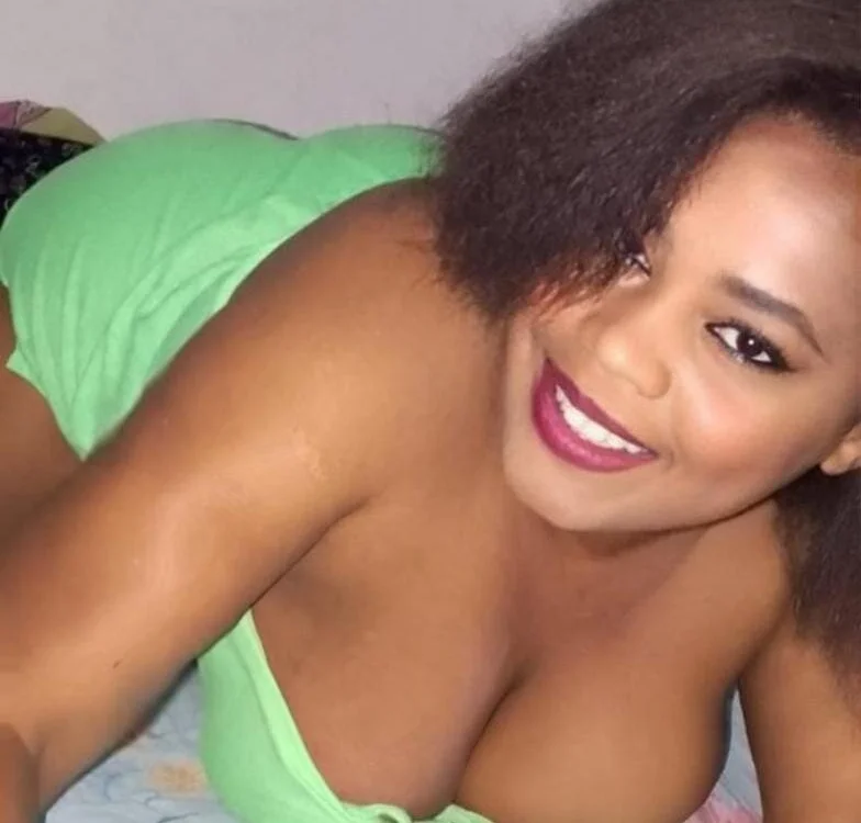 Kelly2morena's Offline XXX Chat