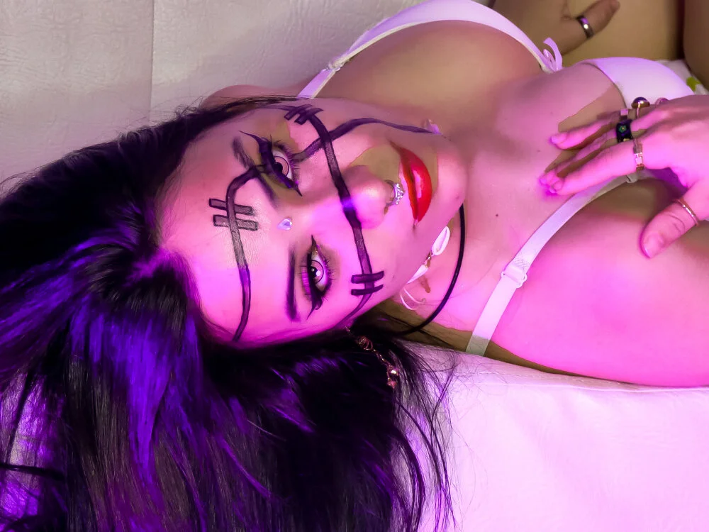 StrangeDesire's Offline XXX Chat